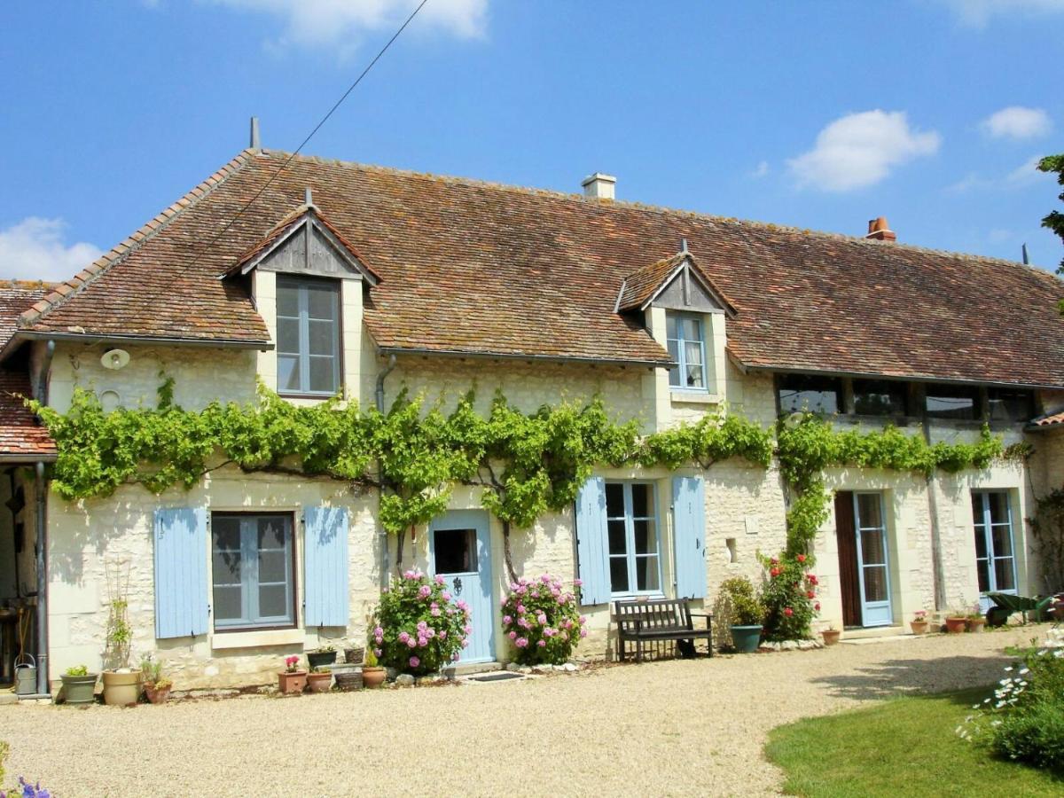 Gîte et chambres d'hôtes Le Chêne Billault Pouant Exterior foto