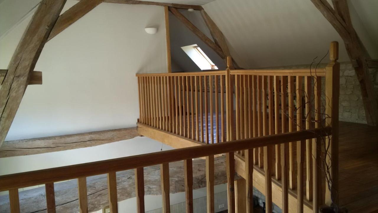 Gîte et chambres d'hôtes Le Chêne Billault Pouant Exterior foto